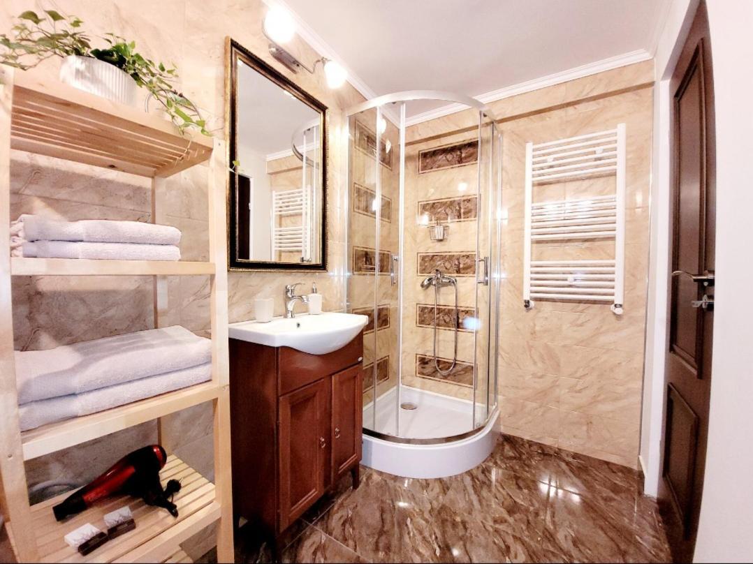 Апартаменты Rose Garden House Бухарест Экстерьер фото
